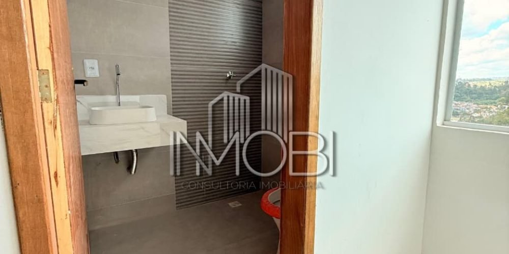 WhatsApp Image 2025-11-26 at 16.02.59 (2)